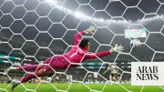 Ten-man England beat Mexico 3-2 to reach World Cup quarter-finals